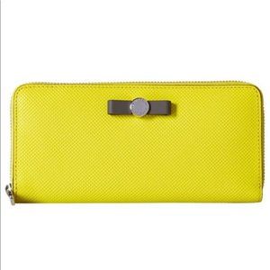 Marc Jacobs Sophisticato Bow Slim Snap Wallet